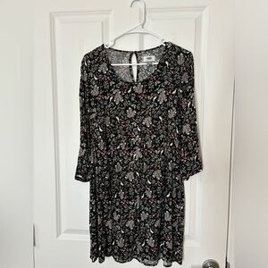 Old Navy patterned dress